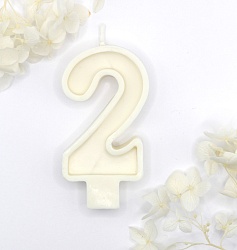 Свеча цифра "2" белая